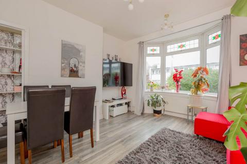 2 bedroom ground floor flat for sale, Crewe Road West, Edinburgh,