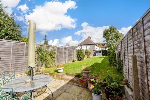 3 bedroom terraced house for sale, St. Philip's Avenue, Maidstone, Kent