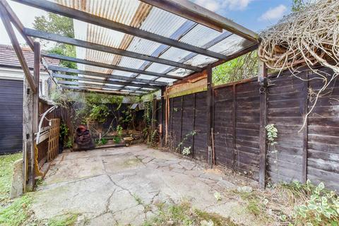 15 Derek Avenue, Wallington, SM6 7LA