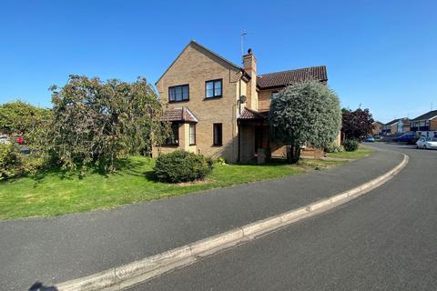 4 bedroom detached house for sale, Nobles Close, Peterborough PE7