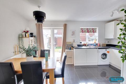 8 Cottles Barton, Staverton, Trowbridge, BA14 6FB