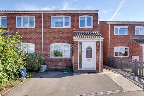 3 bedroom semi-detached house to rent, Barnes Wallis Close, Melksham