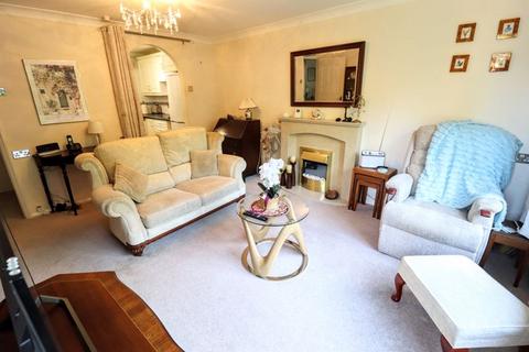 2 bedroom maisonette for sale, The Mount, Simpson, Milton Keynes