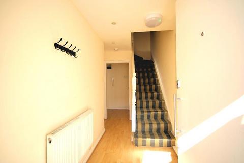 6 bedroom house to rent, FERNBANK AVENUE, WEMBLEY, MIDDLESEX, HA0 2TT