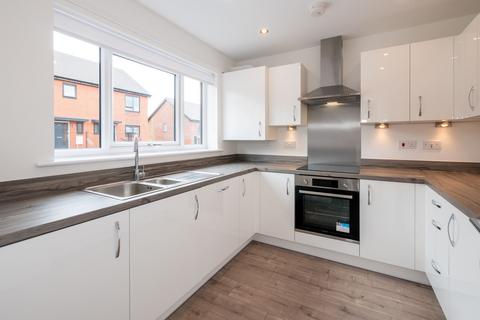 3 bedroom house to rent, at Albion Place, Sampson Close, Salford, M6, Salford M6