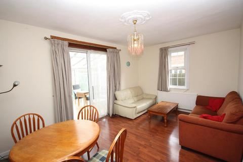 House share to rent, Old Oak Common lane, East Acton, London, W3 7DT