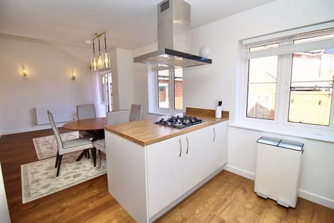 undefined, St. Andrews Road, Southampton SO32