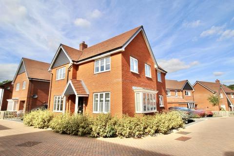 4 bedroom detached house for sale, St. Andrews Road, Southampton SO32