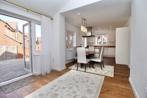 4 bedroom detached house for sale, St. Andrews Road, Southampton SO32