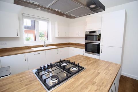4 bedroom detached house for sale, St. Andrews Road, Southampton SO32