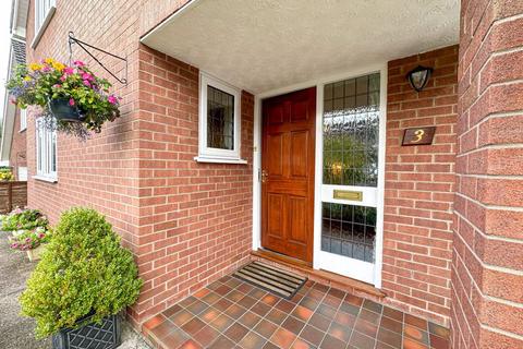 4 bedroom detached house for sale, Tudor Way, Congleton