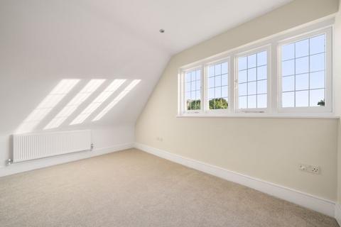 2 bedroom apartment for sale, 13 London Road South Merstham, RH1 3AU