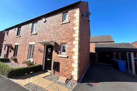 3 bedroom semi-detached house to rent, Kilcoby Avenue, Manchester