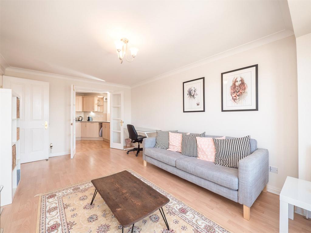 St Stephen Street, Edinburgh, EH3 2 bed flat to rent £1,535 pcm (£354 pw)