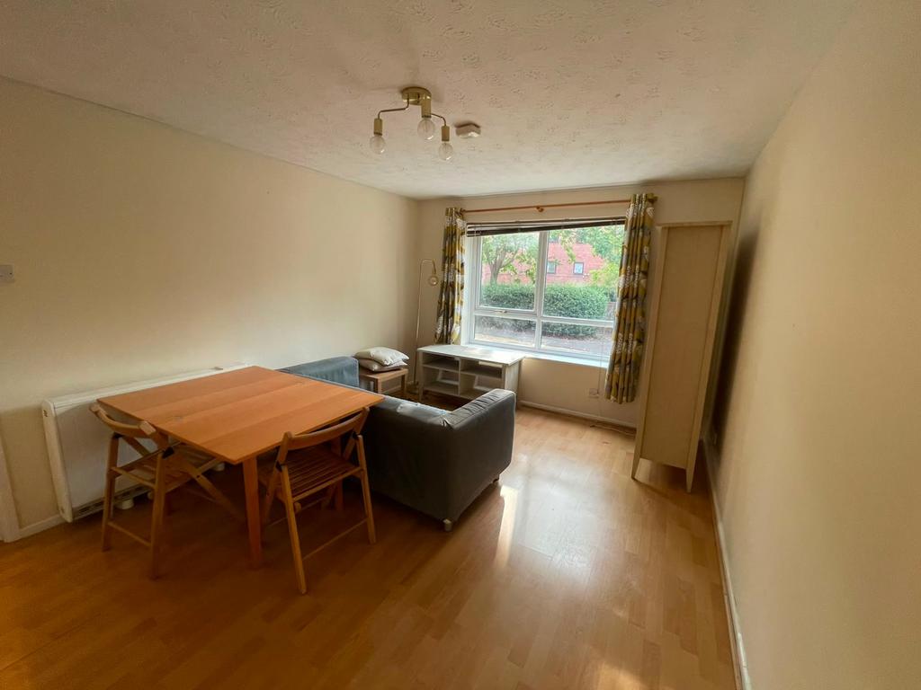 Apartment in Birmingham, West Midlands - View 2