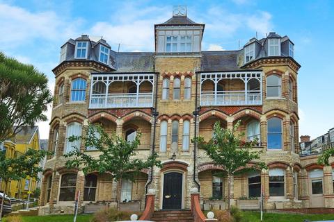 2 bedroom flat for sale, Ilfracombe, Devon