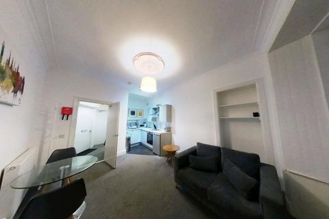 1 bedroom flat to rent, Crathie Drive, Partick, Glasgow, G11