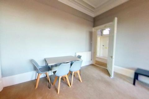 4 bedroom flat to rent, Great Western Road, Woodlands, Glasgow, G4