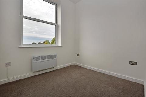 2 bedroom flat to rent, Shaw Heath, Stockport, Greater Manchester, SK2