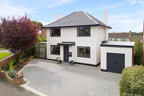 3 bedroom detached house for sale, Paddock Way, Salisbury                                                                    *VIDEO TOUR*