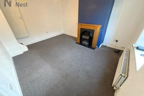 2 bedroom terraced house to rent, Peabody Street, Lee Mount, Halifax, HX3 5EX