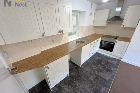 2 bedroom terraced house to rent, Cranford Place, Wilsdon, Bradford, BD15 0AD