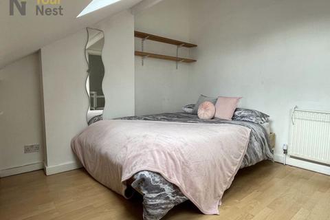 4 bedroom house share to rent, Harold Walk, Hyde Park, Leeds, LS6 1PS