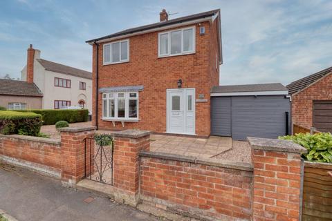 3 bedroom detached house for sale, Low Cross Street, Crowle