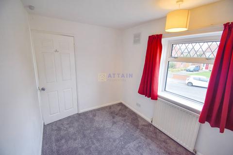 3 bedroom semi-detached house to rent, Hendon Way, Derby DE22