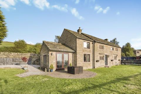 4 bedroom property for sale, Tunshill Lane, Milnrow, OL16 3TS