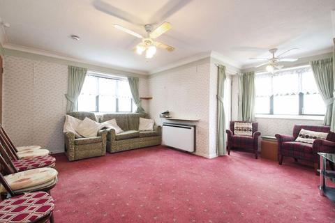 1 bedroom retirement property for sale, London Road, Crayford DA1