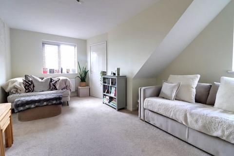 2 bedroom end of terrace house for sale, Kingsland Close, Stone ST15