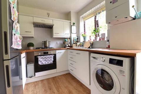 2 bedroom end of terrace house for sale, Kingsland Close, Stone ST15