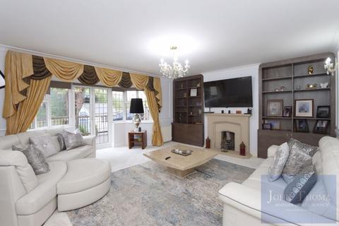 6 bedroom detached house for sale, Daleside Gardens, Chigwell IG7