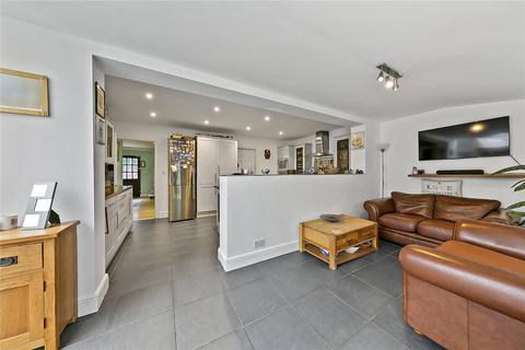 4 bedroom detached house for sale, Burnside Close, Twickenham, TW1