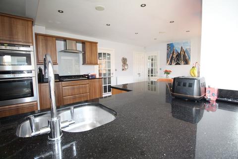 6 Cave Close, Cawston, Rugby, CV22 7GL