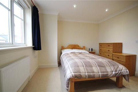 2 bedroom apartment to rent, Corrie Road, Surrey KT15