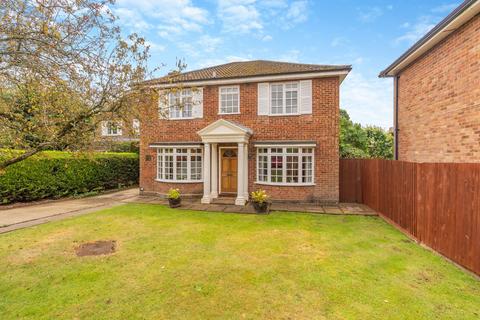 4 bedroom detached house for sale, Burton Close, Wheathampstead, St Albans