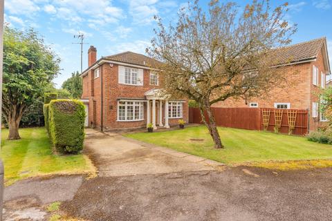 4 bedroom detached house for sale, Burton Close, Wheathampstead, St Albans