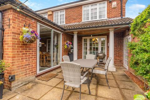 4 bedroom detached house for sale, Burton Close, Wheathampstead, St Albans