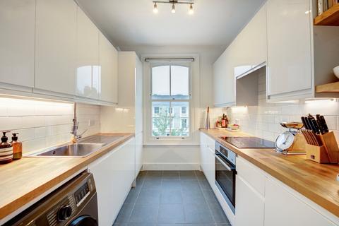 2 bedroom flat for sale, Oxford Gardens, London