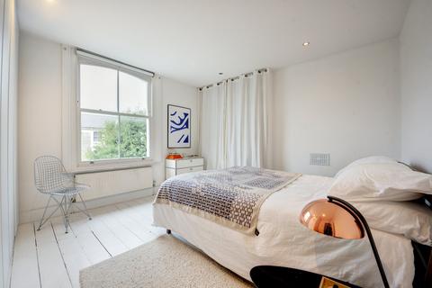 2 bedroom flat for sale, Oxford Gardens, London