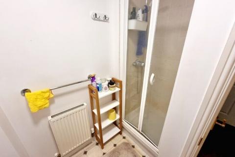 1 bedroom in a house share to rent, Thacker Way - 1FR