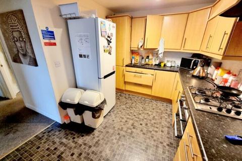 1 bedroom in a house share to rent, Thacker Way - 2UBR