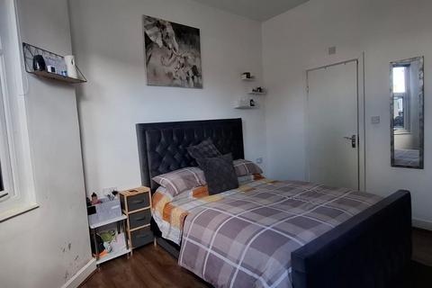 undefined, Room 1