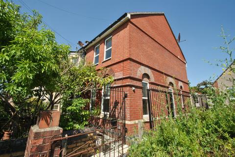 2 bedroom end of terrace house for sale, Bristol BS16