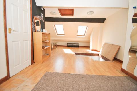 2 bedroom end of terrace house for sale, Bristol BS16