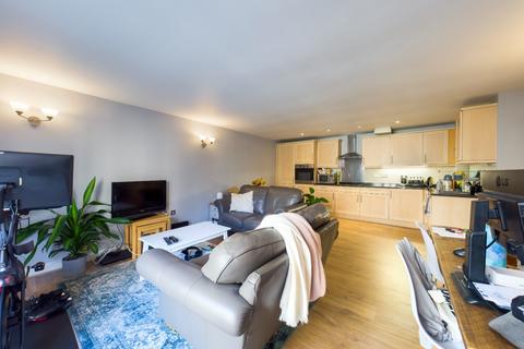 2 bedroom flat to rent, Coopers Lodge, 4 Three Oak Lane, London, SE1