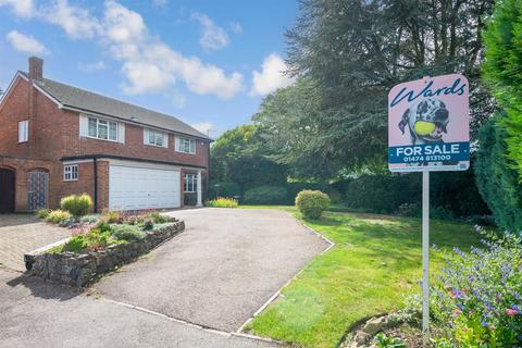 4 bedroom detached house for sale, Walnut Tree Way, Meopham, Kent