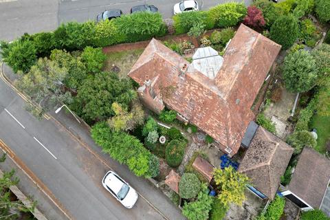 2 bedroom detached house for sale, Castle Road, Whitstable